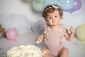 servizio fotografico bambina compleanno torta